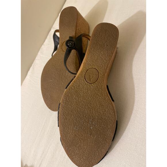 Clarks Artisan Alameda Womens Black Leather Cork Wedge Sandal‎ 11M Womens - Picture 7 of 8